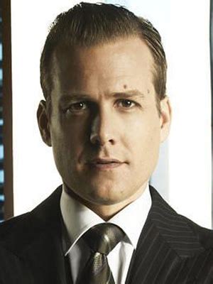 On the run from a drug deal gone bad, brilliant college dropout Mike Ross finds himself working with Harvey Specter, one of New York City&39;s best lawyers. . Pelculas y programas de tv de gabriel macht